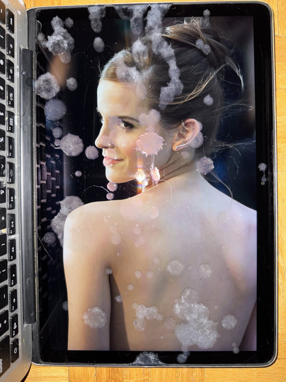 r68aSTxR Emma Watson Cum Tribute 060 02.jpg